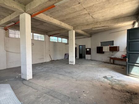Locale commerciale in affitto