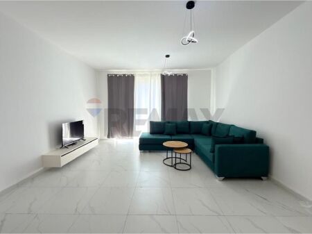 Apartament 1+1 per qira, Sheshi Shqiponja