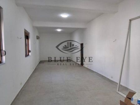 Locale commerciale in affitto