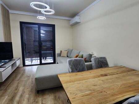 Apartament 1+1+post te Liqeni i Thate