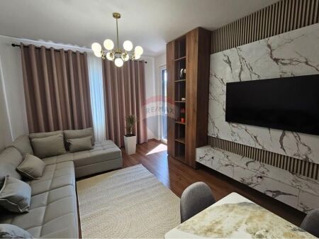 APARTAMENT 1+1 PER QIRA TEK RRUGA E ELBASANIT