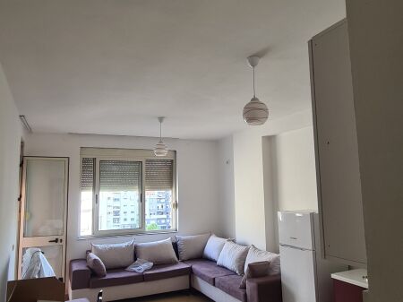 Astir, vila L, jepet me qira apartament 1+1! 45.000 Leke