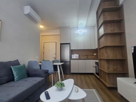 Jepet me qira apartament 1+1