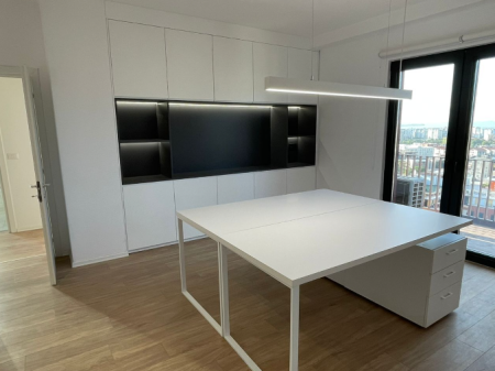 UFFICIO IN AFFITTO NEL GARDEN BUILDING – VIA KAVAJËS