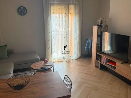 APARTAMENT ME QERA 1+1 RRUGA E ELBASANIT 65.000 LEKE FH-79100