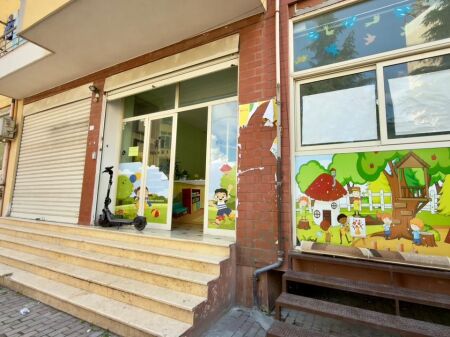 Locale Commerciale in Affitto “Astir”, Tirana.