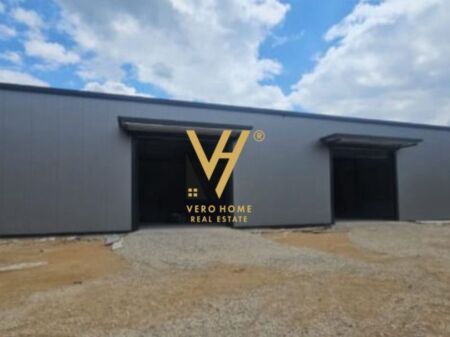 MAGAZZINO 660 M2 IN AFFITTO IN VIA ARBERI 200.000 LEKE