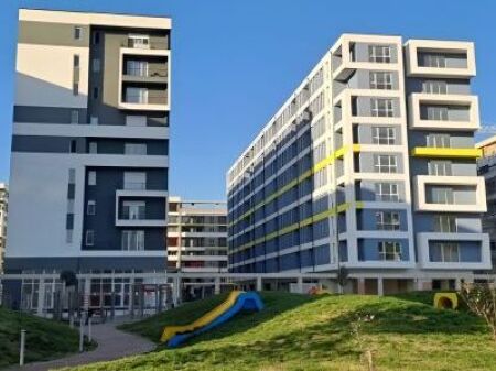  APARTAMENT 1+1 NË SHITJE – UNIVERS CITY