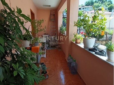 Apartament 3+1 për Shitje në Misto Mame
