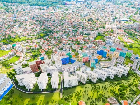  Shitet Apartament tek Kompleksi Kadiu në Ali Demi 
