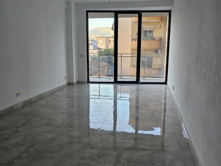  Spazio Ufficio in Affitto 120m2 – Via Mine Peza 