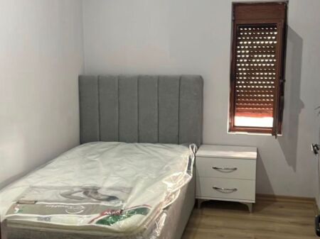 Jepet me qira shtëpi 2+1 në Paskuqan Rruga Besim Cerra