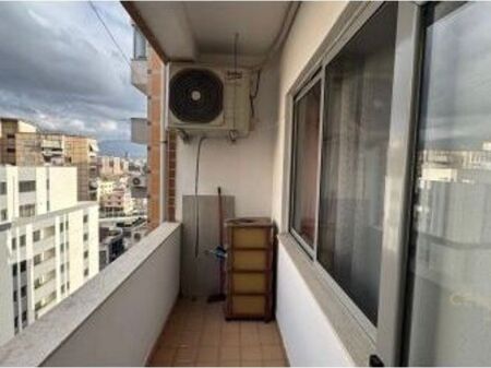 JEPET ME QIRA APARTAMENT 1+1 NE UNAZEN E RE