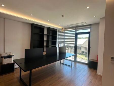  Locale per Ufficio in Affitto – Lake View Residence Via Kosovareve