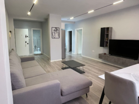AFFITTASI APPARTAMENTO 2+1 PRESSO 21 DHJETORI