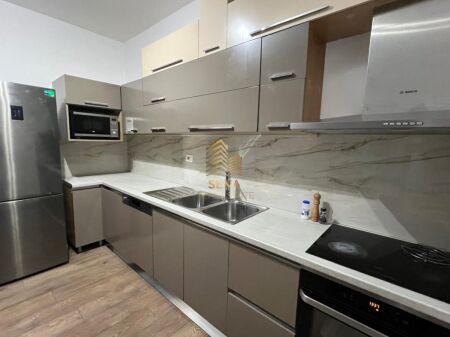 Affitto, Appartamento 2+1+2blk, Complesso Panorama, 700 Euro/mese