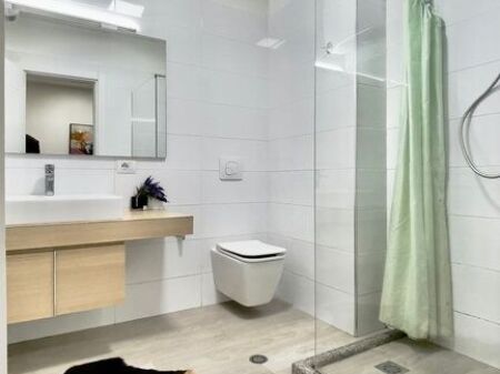 AFFITTO, APPARTAMENTO MODERNO 1+1, VIA KAVAJËS