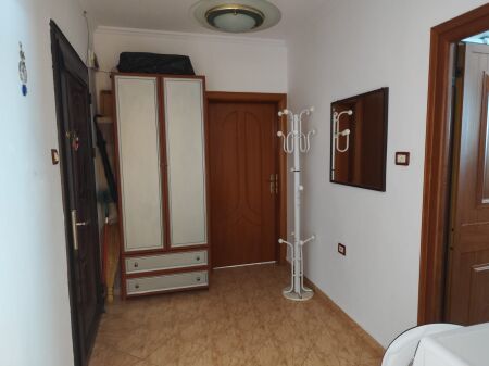 Shitje | Apartament 1 + 1 | Shkolla e Bashkuar | 80000 €