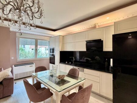 Apartment 3+1+2 for sale, Paris Commune