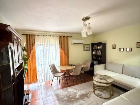 Apartament 1+1 në Shitje te Selvia, Kati 10 me Ashensor dhe Ballkon – 66 m²