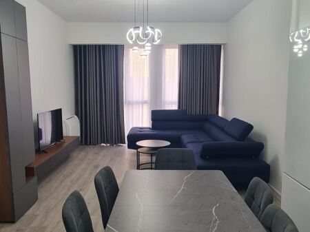 Apartament me qira 1+1 në Astir!