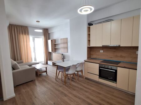 Tirane, Apartament me Qera 1+1 Kati 4, 65 m² 43.000 LEK (Kompleksi Kaimi, ALI DEMI) PA KOMISION