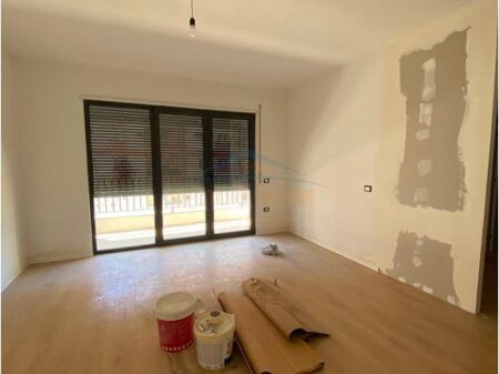 Qera, Apartament 1+1+Post Parkimi, Jordan Misja, Tirane .