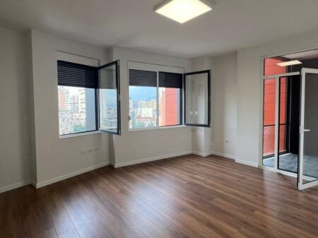  Ufficio in affitto – Di fronte al Toptani Center 
