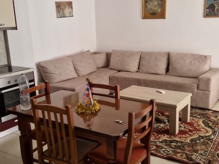 Appartamento 1+1 in via Dibra