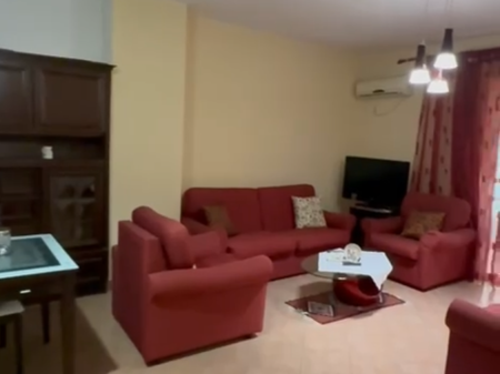 Appartamento 2+1 IN VENDITA CON IPOTECA a Misto Mame, in un palazzo con ascensore