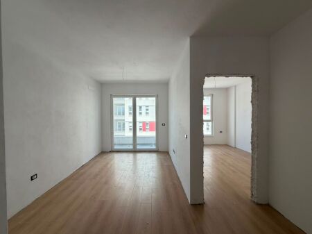  Apartment 1+1 for sale at Univers City, ideal for living or investment. Price: 77,000 € negotiable