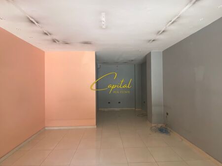NEGOZIO IN AFFITTO 32 M2 VIA BARDHYL 80.000 LEKE