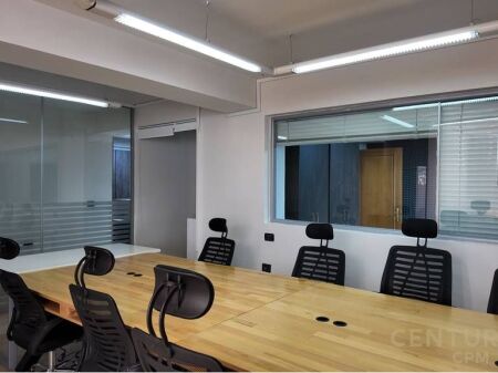 Prestigious Office for Sale in Block – Ideal for Business or Investment