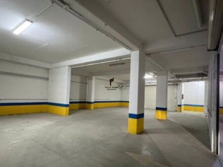 WAREHOUSES FOR RENT 200 M2 ASTIR 110,000 LEKE FH-79601