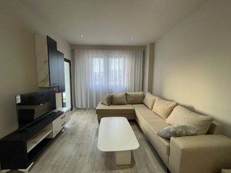 Apartament 1+1 per qera ne Paskuqan !