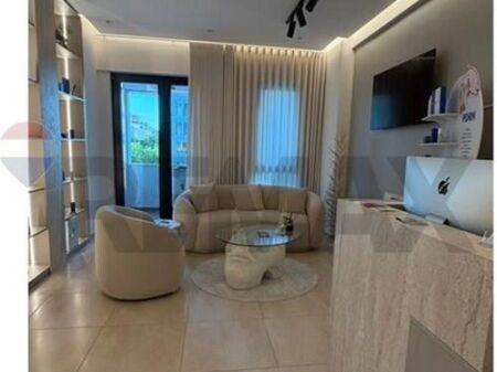 Locale in affitto nel complesso Square 21