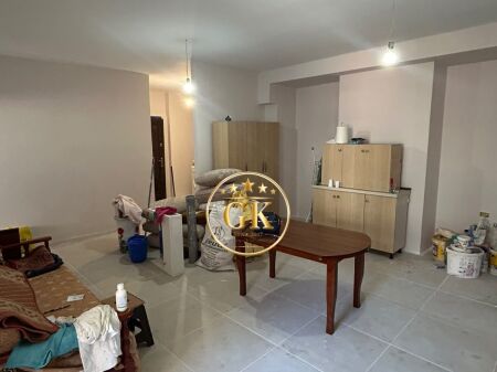  SHITET APARTAMENT 1+1 PRAN PICERI 2 ENGJEJT