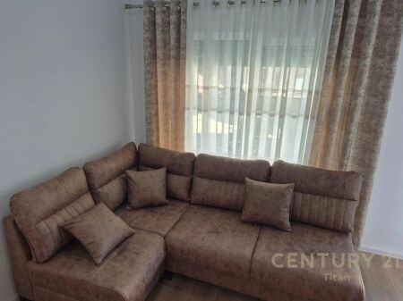 Mangalem, JEPET ME QIRA APARTAMENT 1+1 TE KOMPLEKSI KAIMI