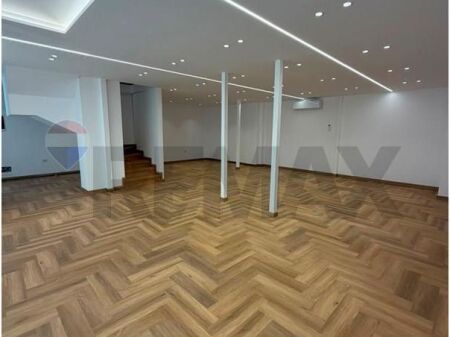 Ambiente Duplex in affitto al Complesso Delijorgji