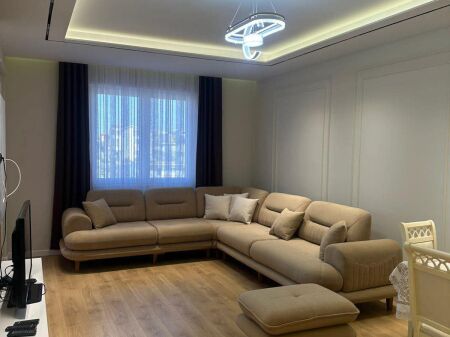  Jepet me Qira Apartament 2+1 + Post Parkimi në  Paskuqan Çmimi: 55,000 Lekë/Muaj