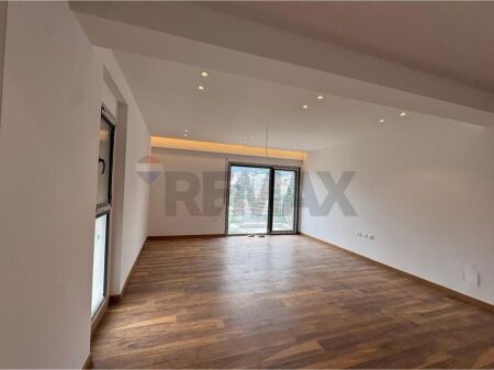 Apartment 2+1 for sale Porcelain
