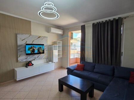 Shitet, Apartament 2+1, Unaza e Re. UNA69764