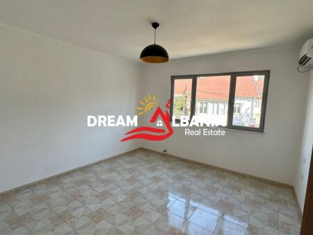 Villa su 3 piani in affitto presso Vilat Gjermane vicino alla strada di Elbasan (ID 4251286)
