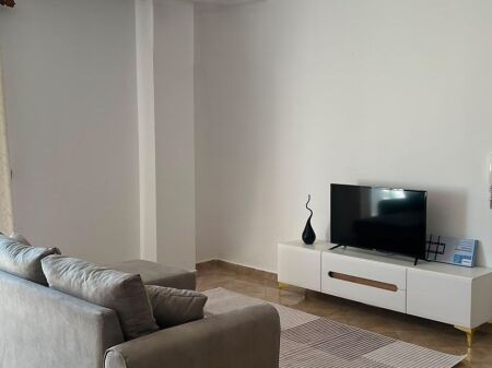 Apartament  me qira 1+1 te Komuna Parisit