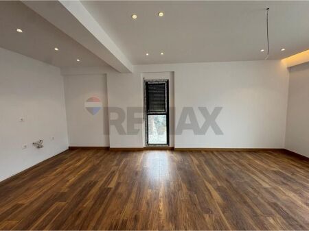 Apartment 2+1 for sale Porcelain