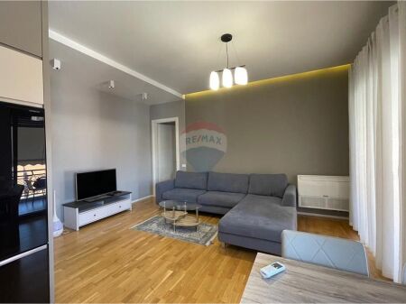 Apartament - Për Qira - Kompleksi Delijorgji, Tiranë(ID: 530171038-1594)