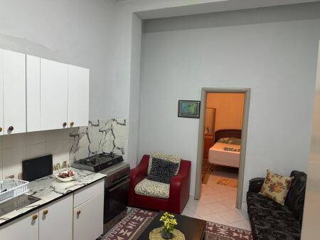 Apartament me qera 1+1 - Selvia, prane supermaket Xhangolli- 400 mije leke