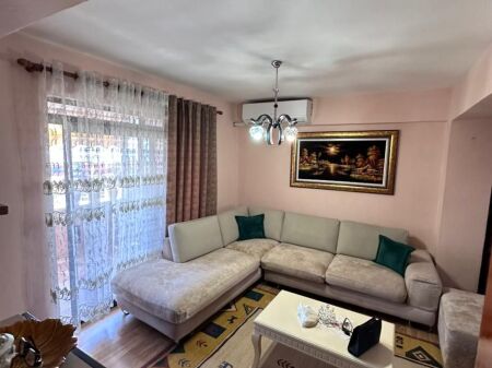 AFFITTASI APPARTAMENTO 2+1 VICINO AL BLUESTAR CENTER, DURRËS