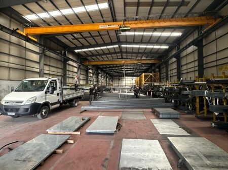 SHITET KAPANON INDUSTRIAL 4,214 m² – VORË