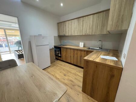 Qera, Apartament 1+1, Myslym Shyr, Tirane.